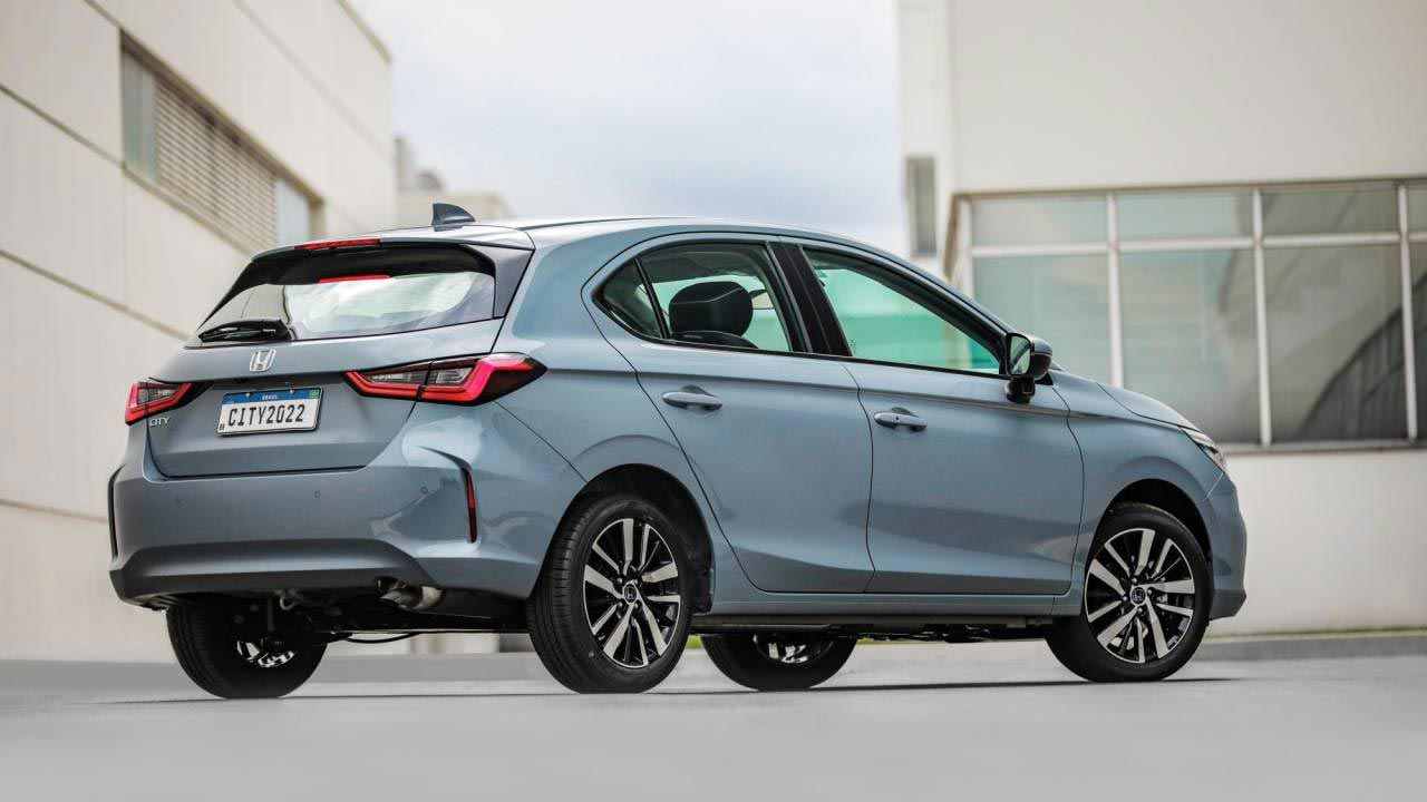 Carros populares no Brasil que têm versão gringa de luxo Carros populares no Brasil que têm versão gringa de luxo